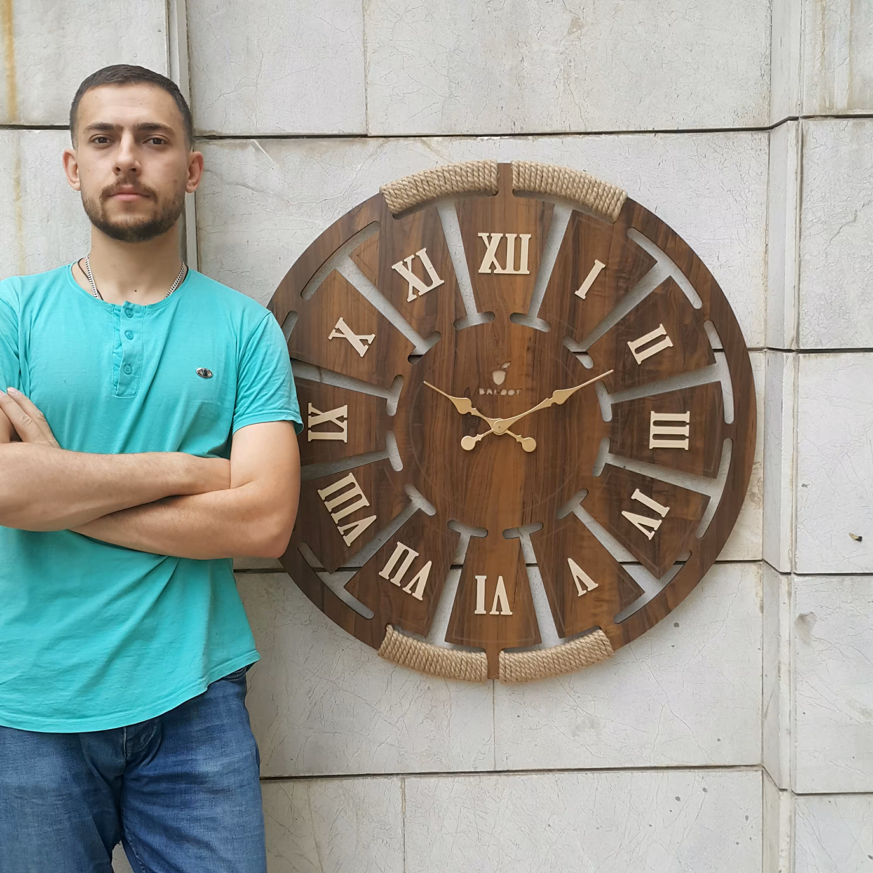 ساعت دیواری مدل هاوایی (huwaii) با طناب کنفی به قطر 90 با موتور تایوانی 