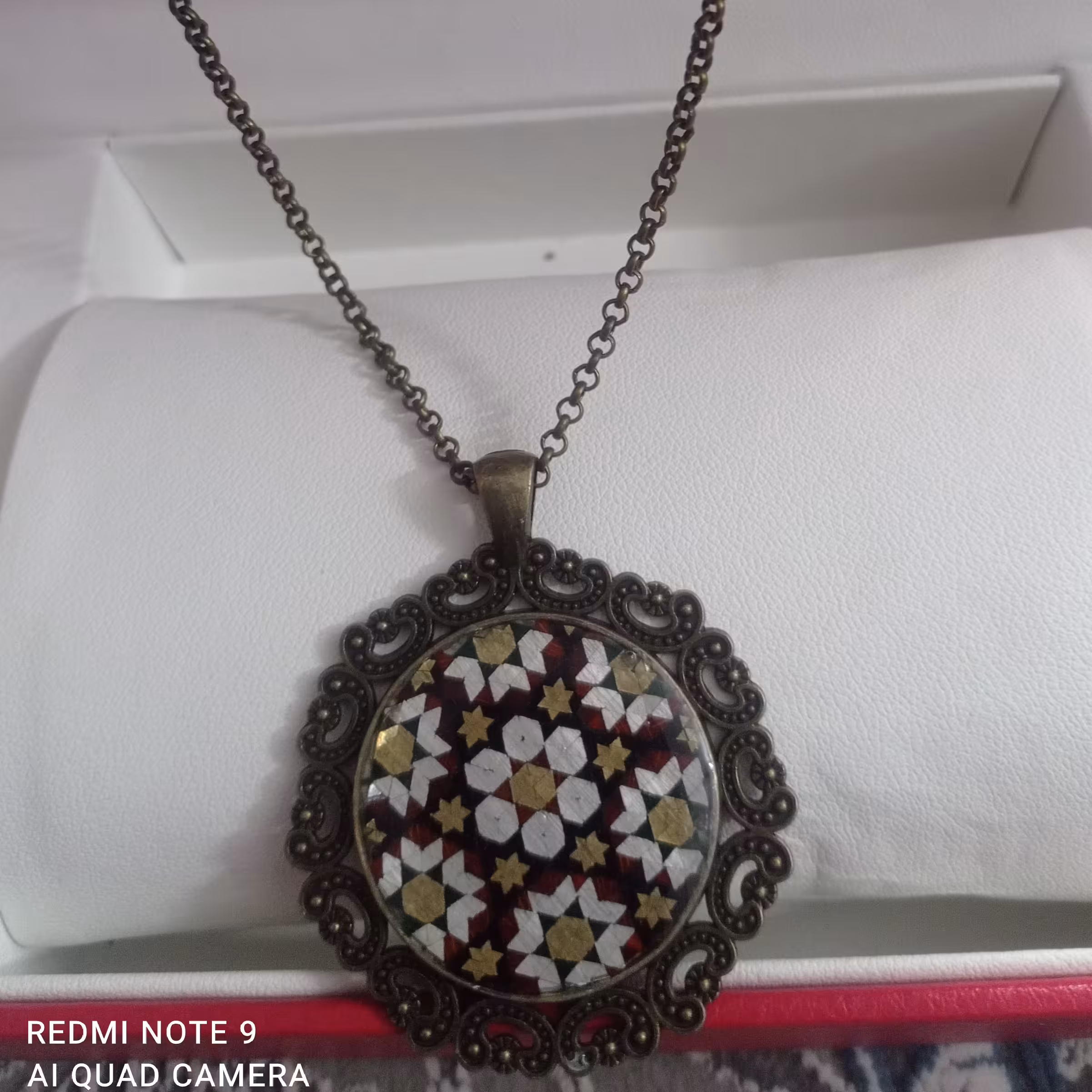 رومانتویی جنس فلز برنز  ورق خاتم رزین