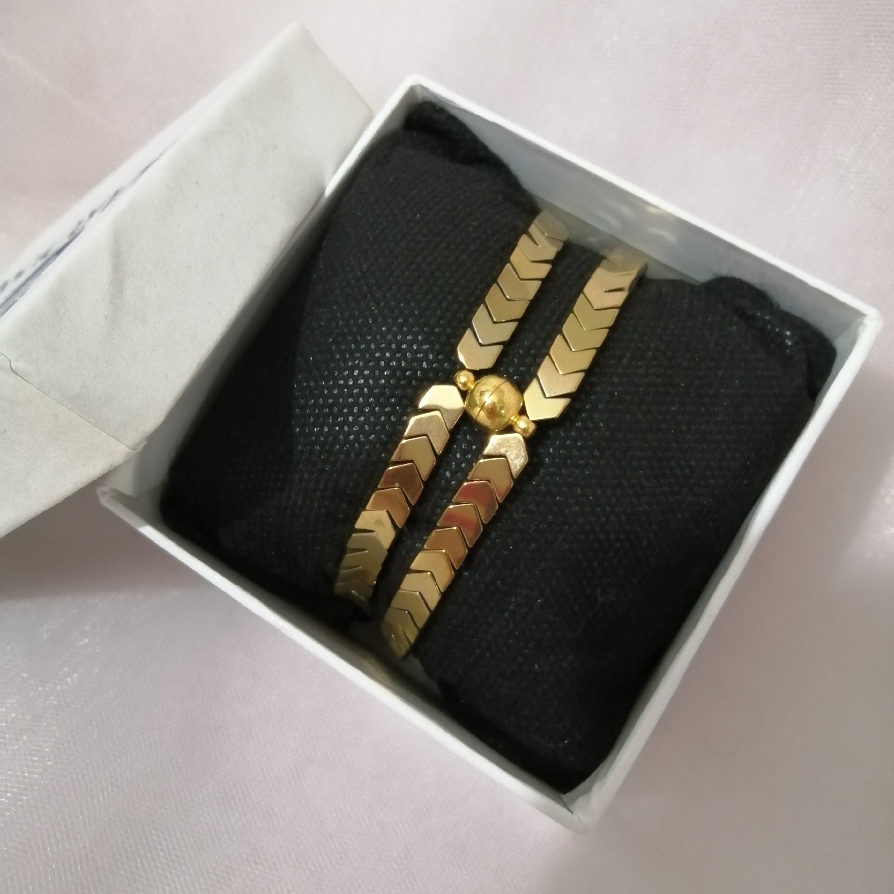 دستبند حدیددوستی طلایی