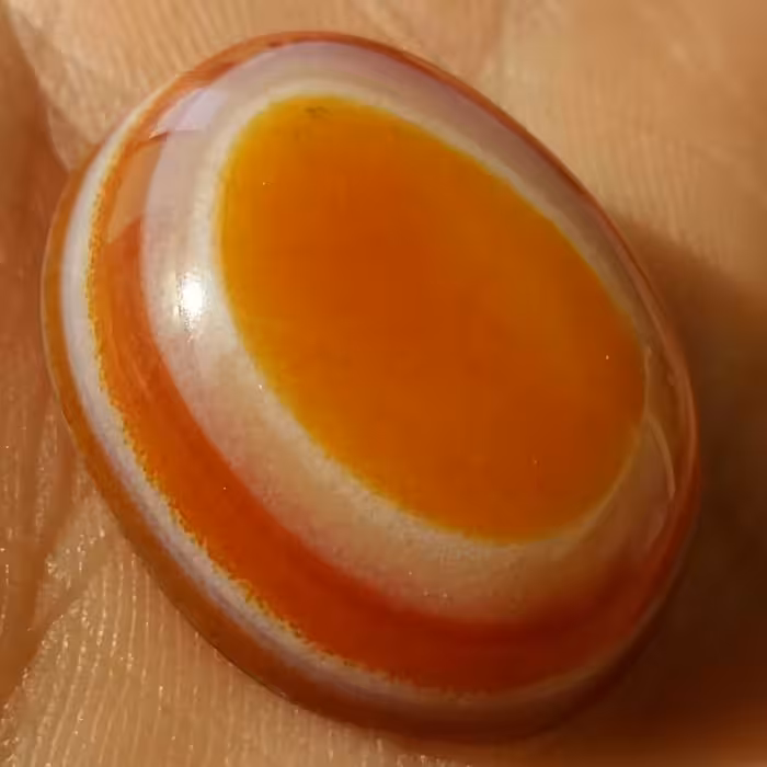 نگین عقیق چند پوست منظم محشر دیدنی شاهکار خلقت