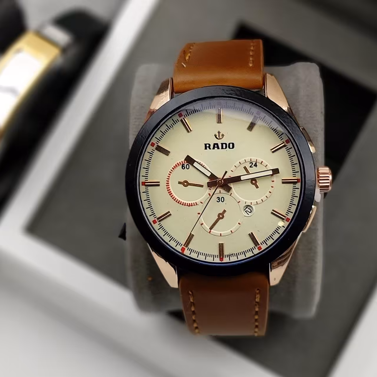 ساعت رادو مردانه موتور کوارتز شارژ شد 