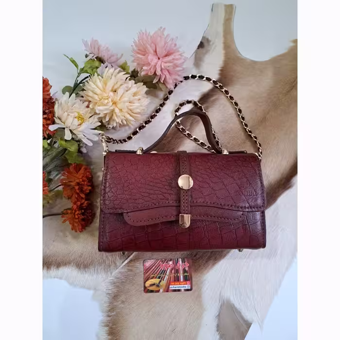 کیف دوشی مجلسی زنانه چرم طبیعی دستدوزی شده ابعاد24در 15 پهنا9