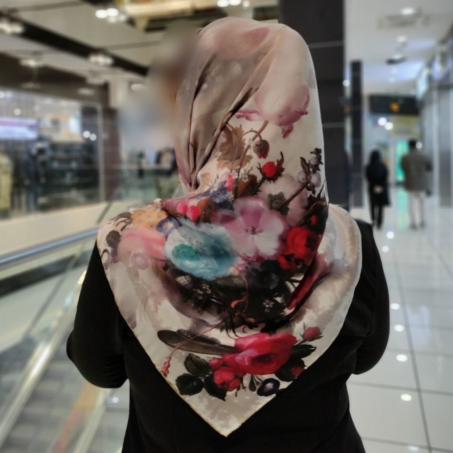 روسری ابریشم مامی براق دور دست دوز تخفیف ویژه
