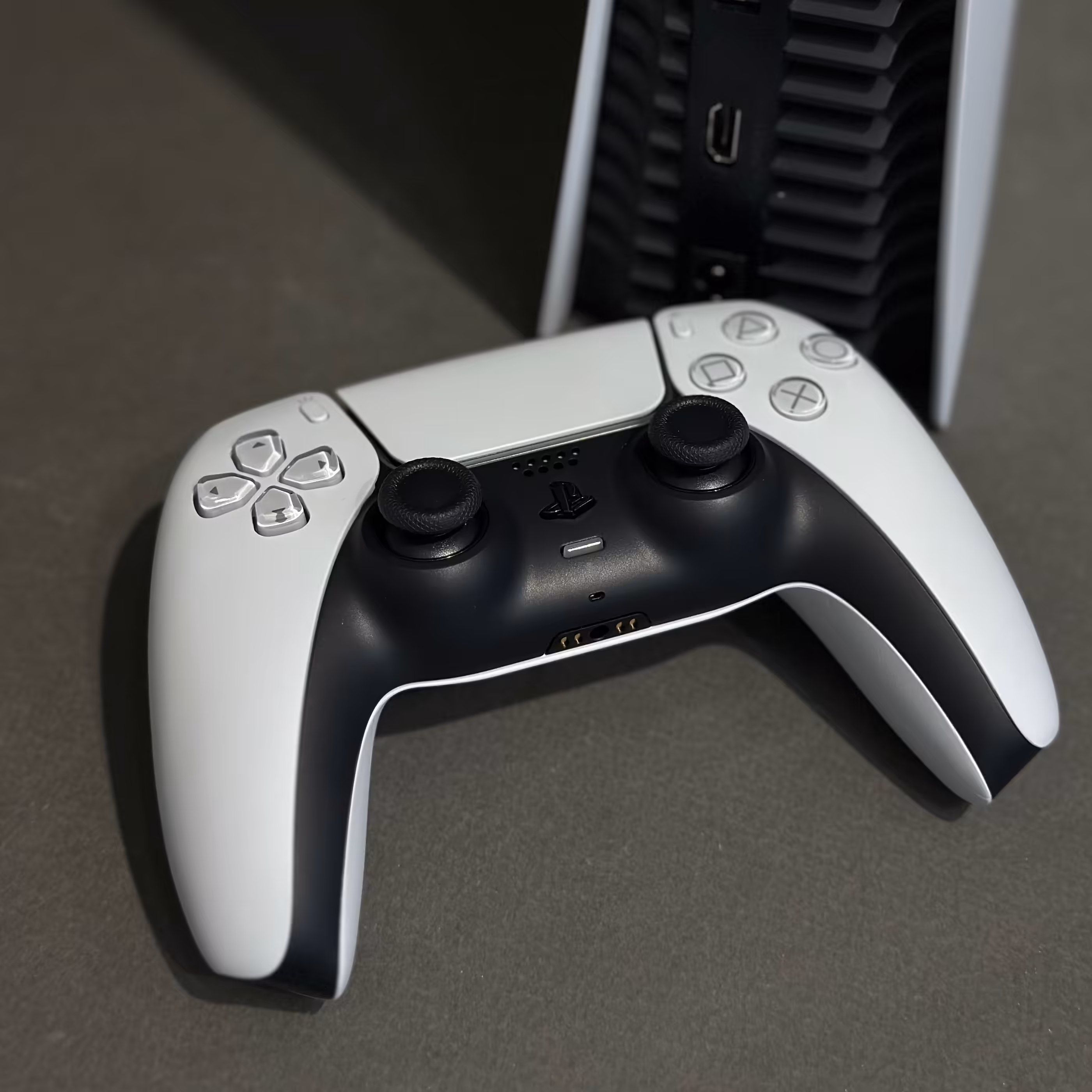 دسته بازی پلی استیشن 5 سونی مدل DUALSENSE 