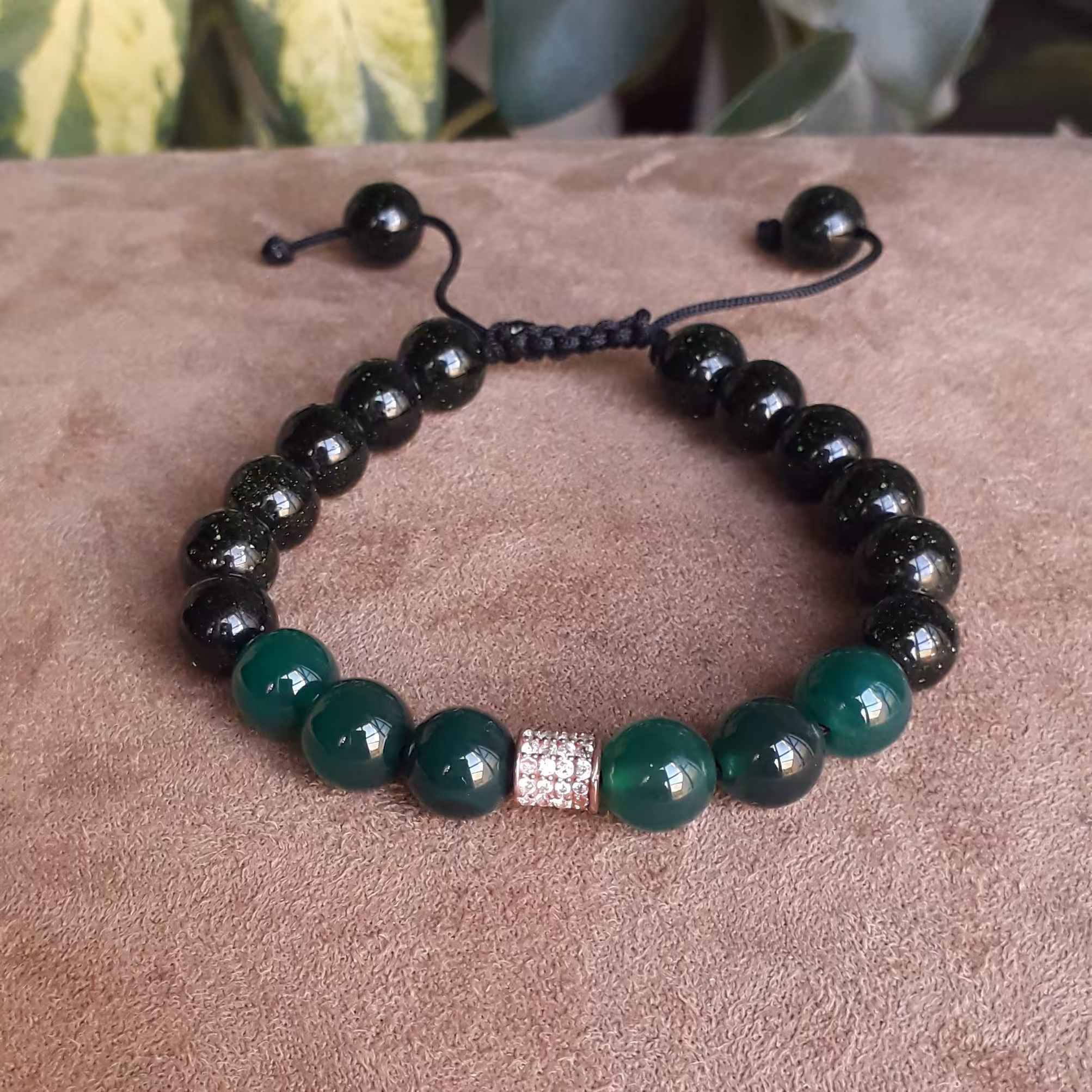 دستبند سنگی عقیق سبز، دلربای سبز تیره و رینگ نقره ابکاری طلا