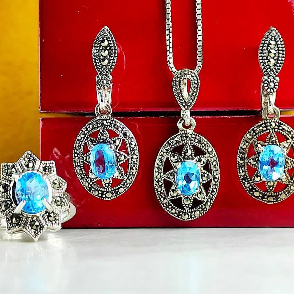 نیم ست توپاز آبی اصلی
    
عیار نقره 925ارسال رایگان 