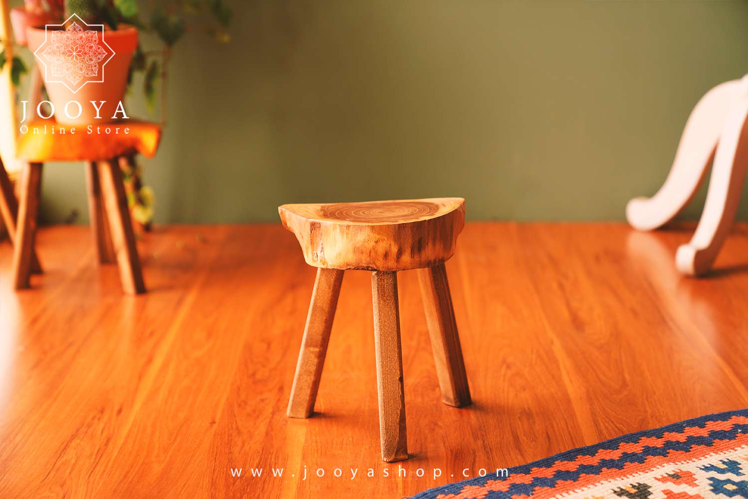 استند چوبی پاییز