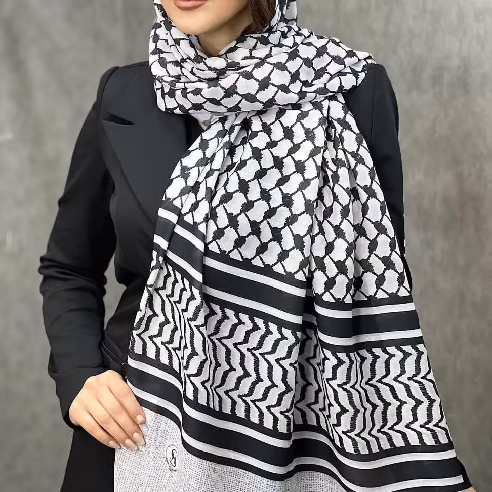 شال سوپر نخ قواره 200*70  تک رنگ