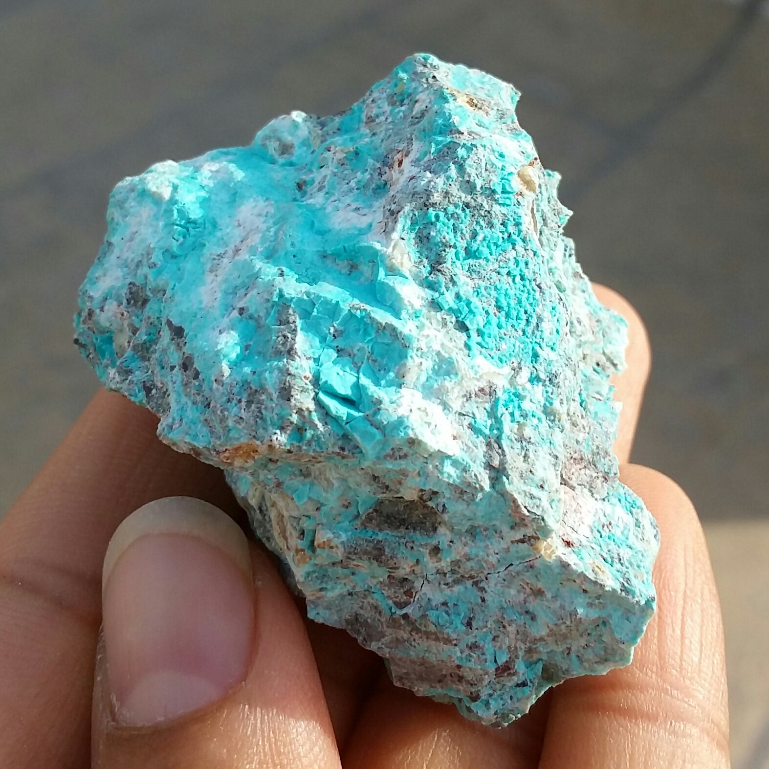 سنگ راف کریزوکولا  کله غازی (سبز آبی) خاص بسیار زیبا کاملا طبیعی چند درجه اختلاف رنگ در نظر بگیرید
کد 12339