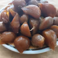 سیر ترشی ممتاز 4 ساله محصولات خانگی زبانزد وزن 500 گرم