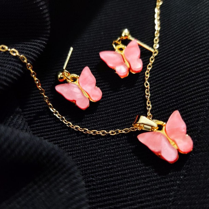 نیم ست پروانه رنگ صورتی  رنگ ثابت همراه با زنجیر استیل