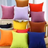 کاور کوسن مخمل مداد رنگی رنگبندی و سایز بندی طبق نظر و سلیقه مشتری دوخته میشود  