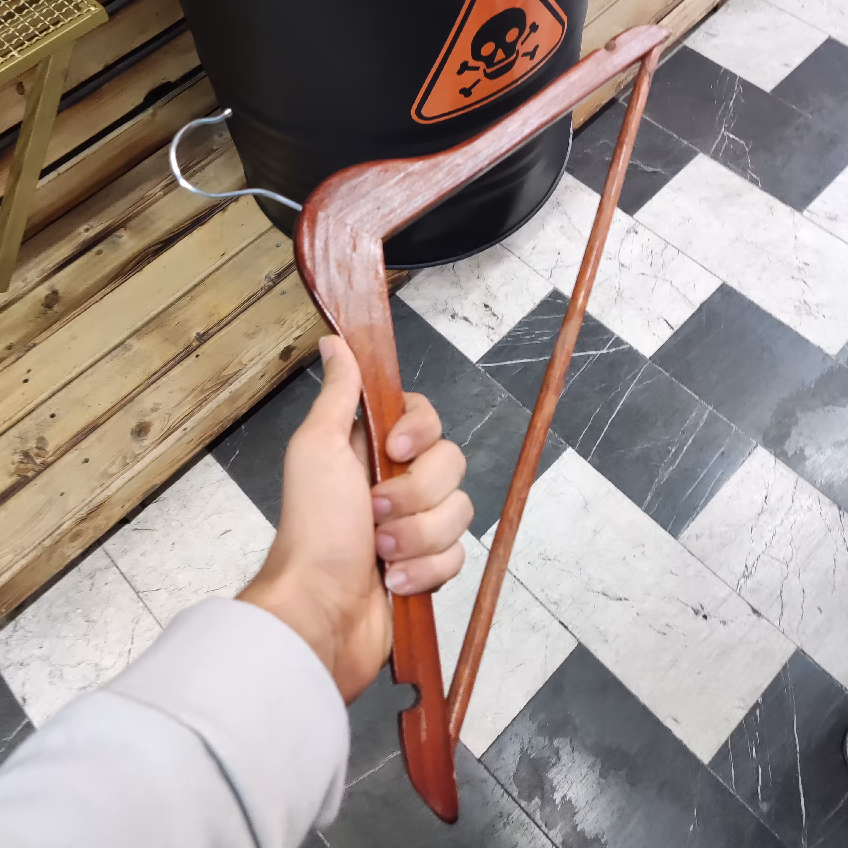 چوب لباسی چوب وارداتی رنگ روشن و تیره درجه 1 