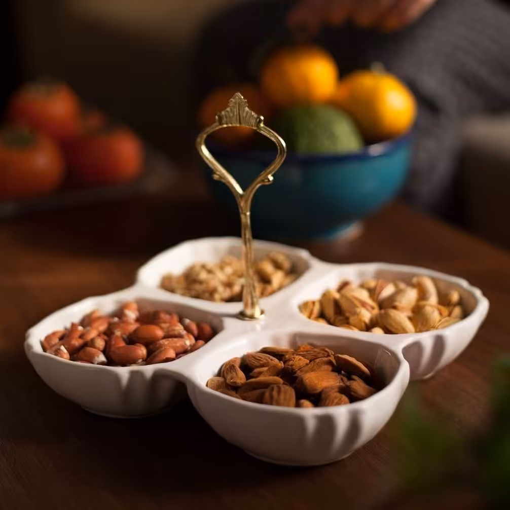 اردو خوری نیلوفر دسته دار