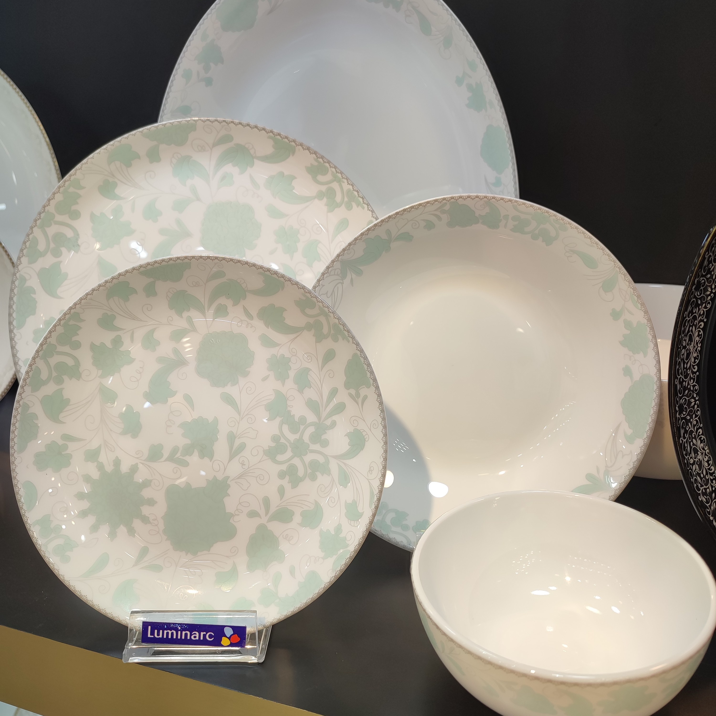 سرویس غذا خوری لومینارک اصل فرانسه