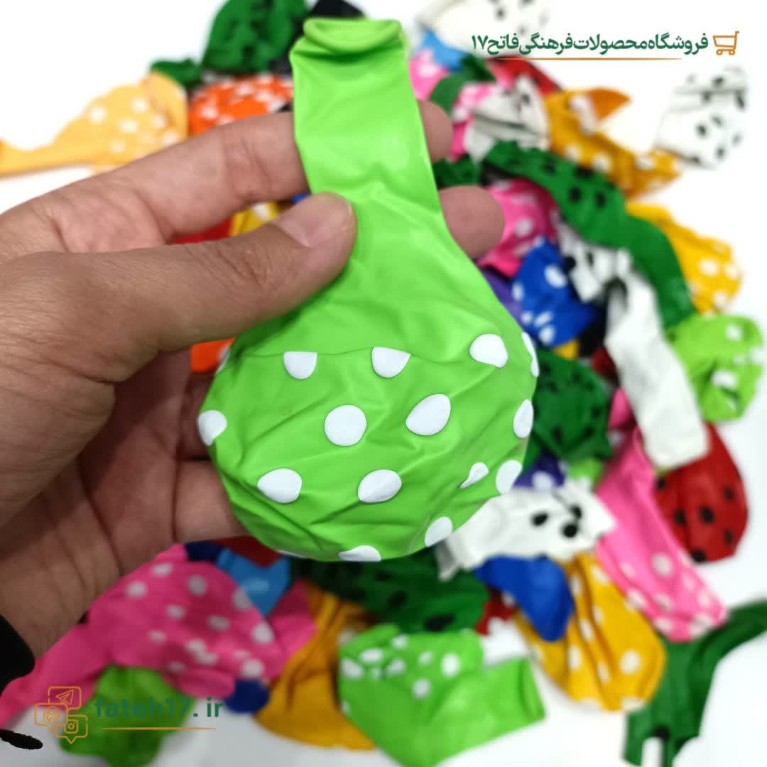 بادکنک خال خالی