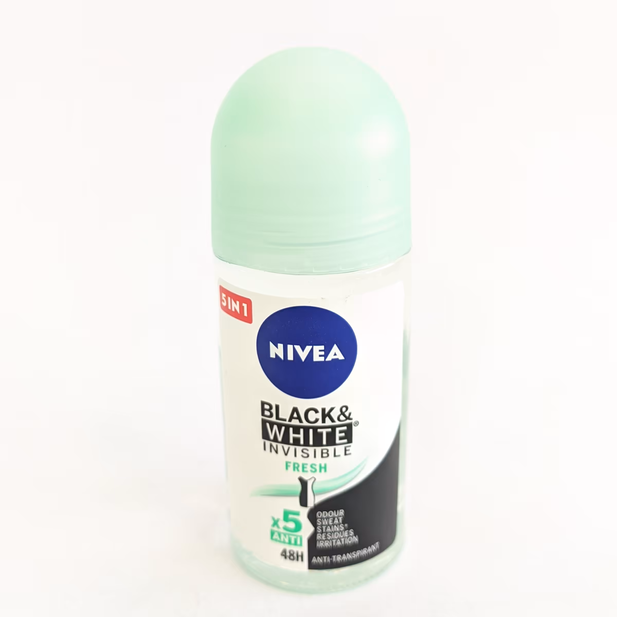 رول ضد تعریق زنانه نیوآ مدل Black And White Fresh حجم 50 میل