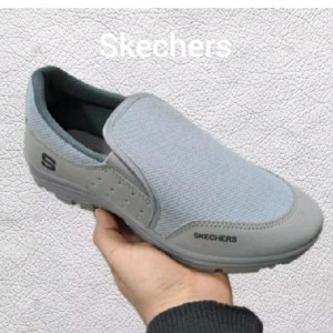 کفش اسکیچرز مدل چکاوک