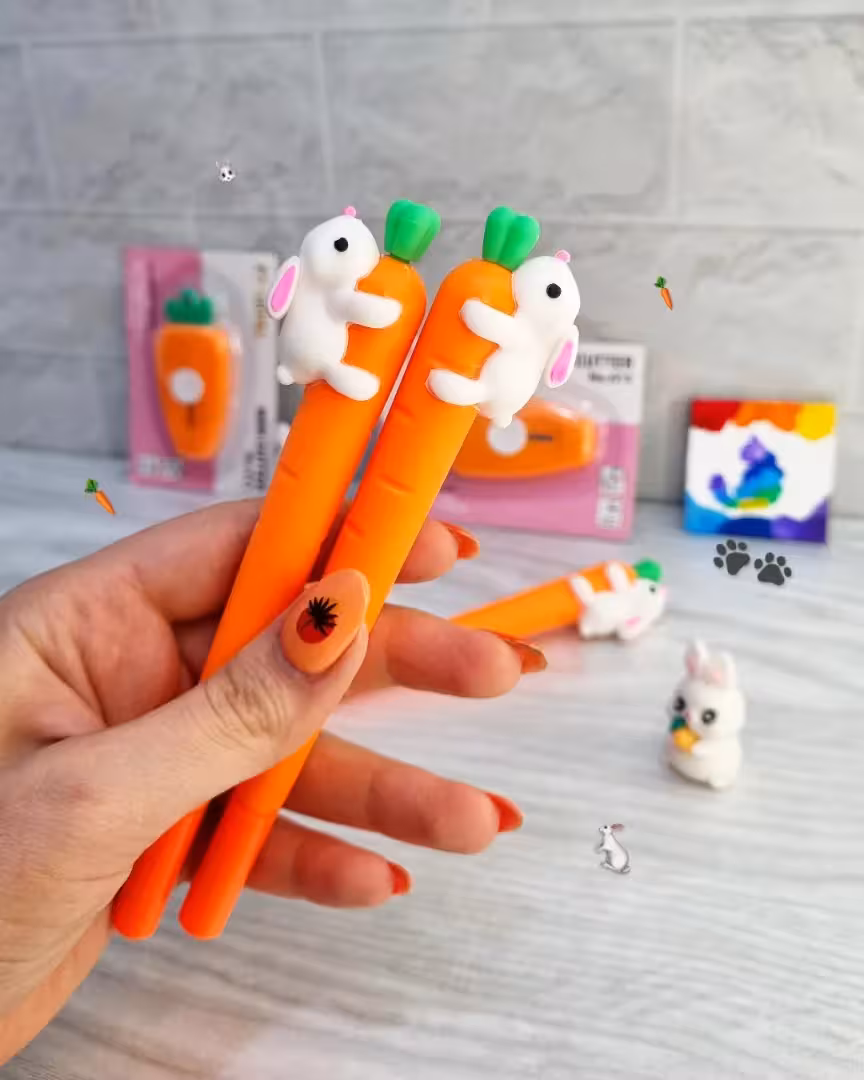 روان نویس سیلیکونی طرح هویج خرگوش بغل با جوهر آبی