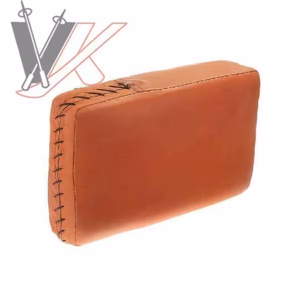 میت بالشتی چرم 30 در 50 کد 1701014