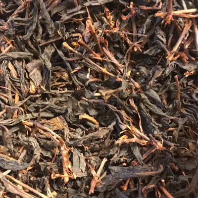 چای طبیعی قلم درجه یک لاهیجان یک کیلو اردیبهشت امسال بدون رنگ واسانس مصنوعی