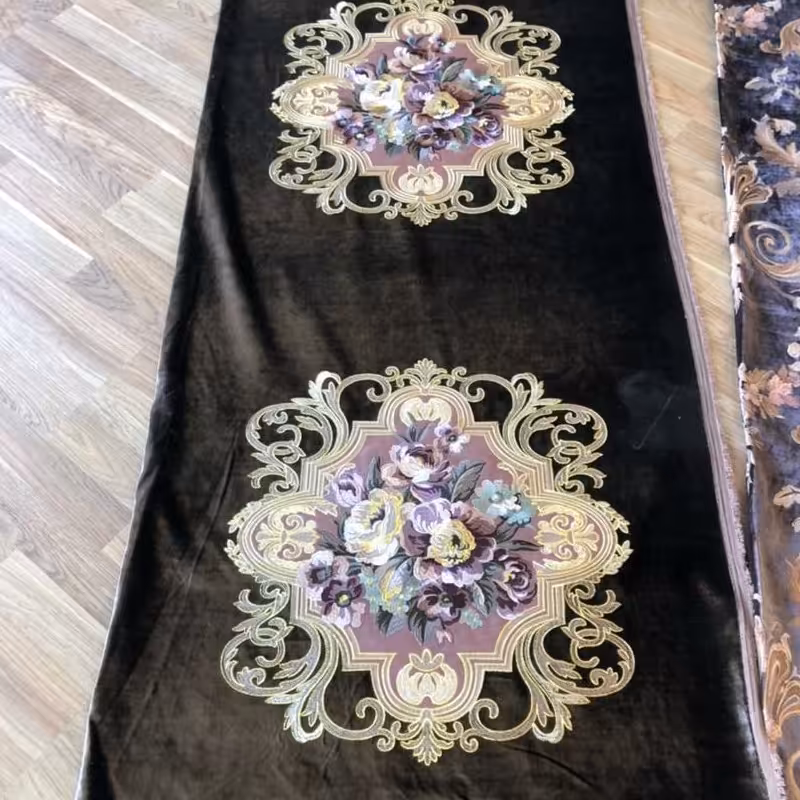 پرده پذیرایی...دستک مخمل گلدوزی شده.