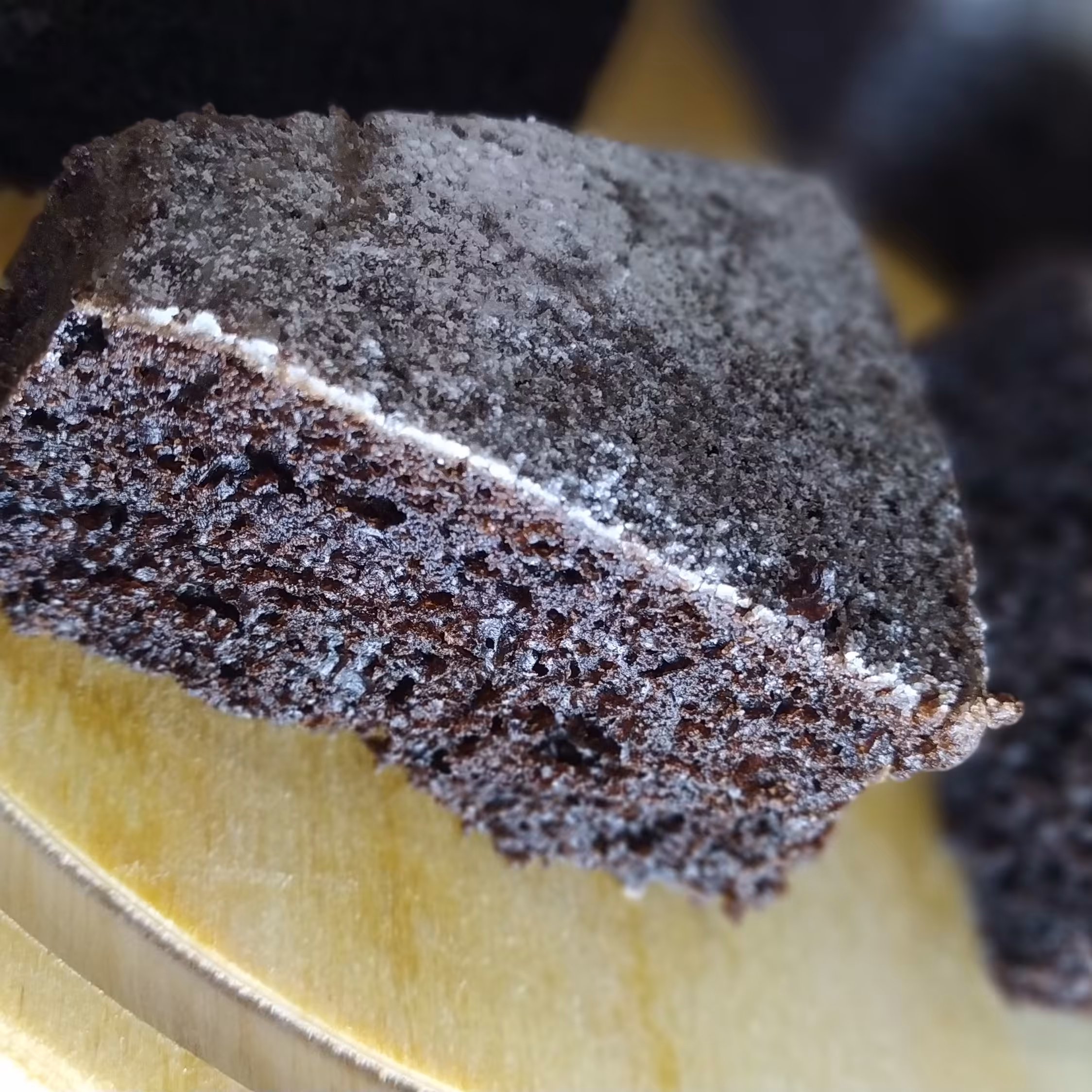 پودر کیک دبل چاکلت در بسته بندی های (550)گرمی.      