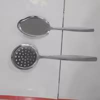 کفگیر استیل سایز بزرگ 