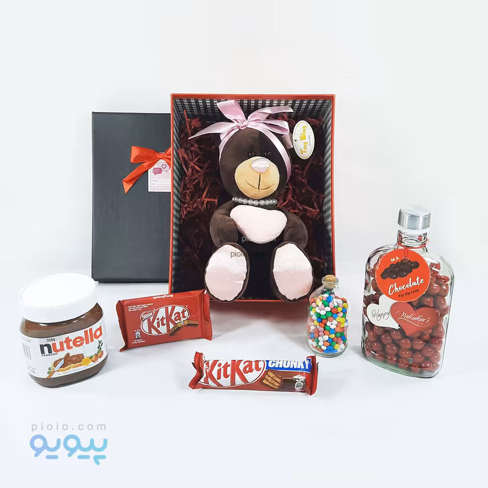جعبه هدیه ولنتاین با عروسک خرس