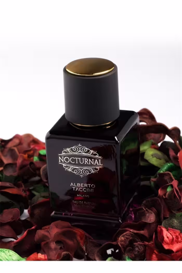 عطر زنانه ادوپرفیوم 30 میل اورجینال Pierre Cardin