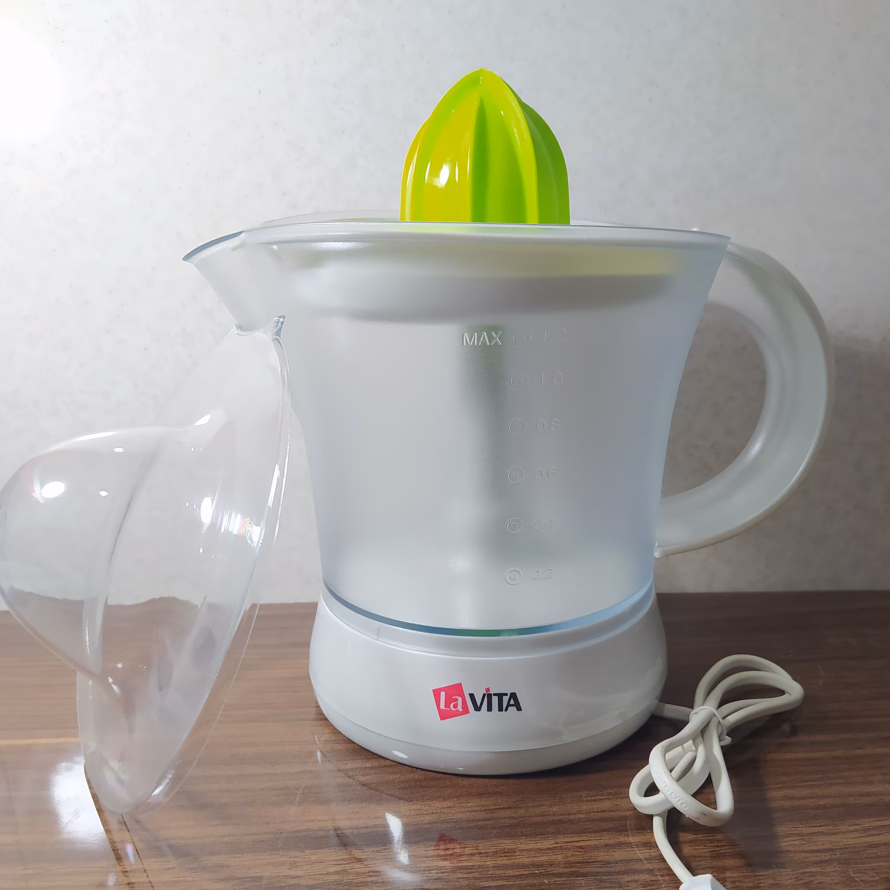 آب مرکبات گیر لاویتا