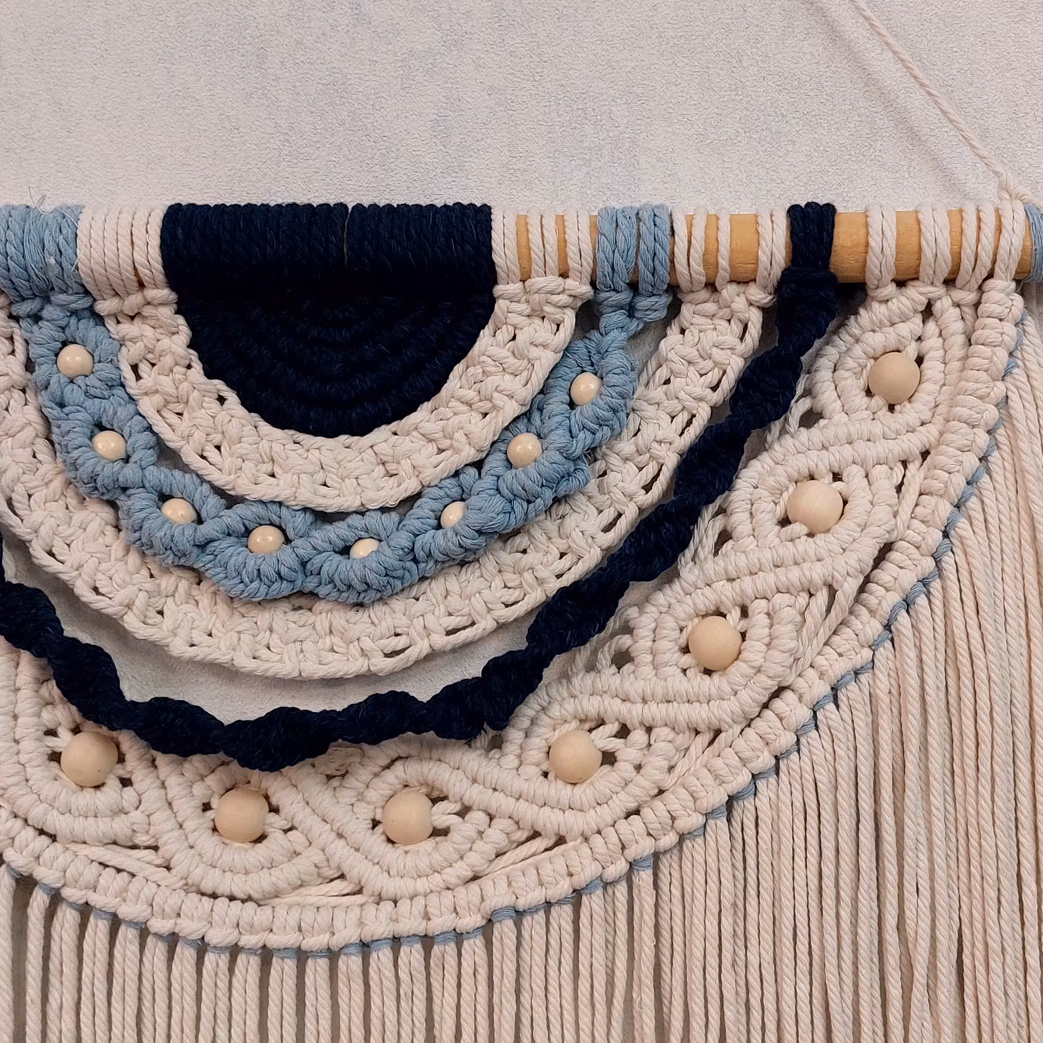 دیوارکوب رنگی مکرومه مدل نیم دایره