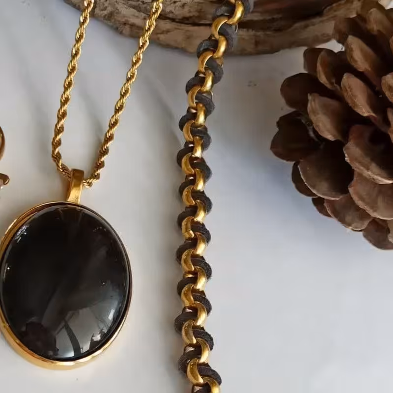 گردنبند استیل نگین سیاه 