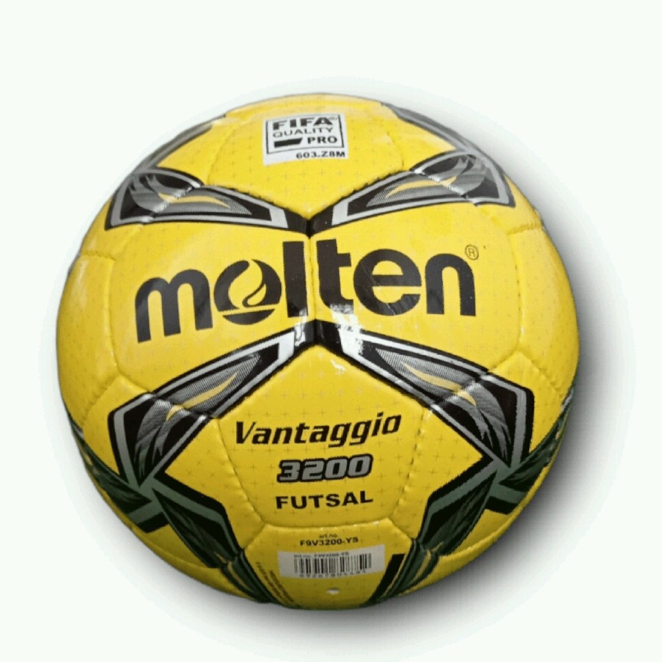 توپ مولتن زرد مدل 3200 سایز 4 اورجینال