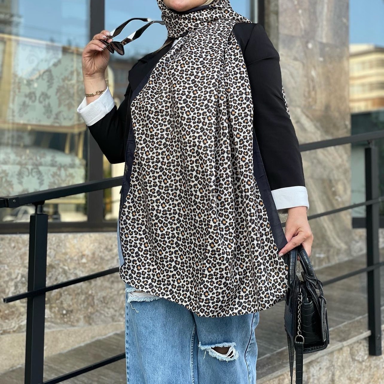 شال نخی زن