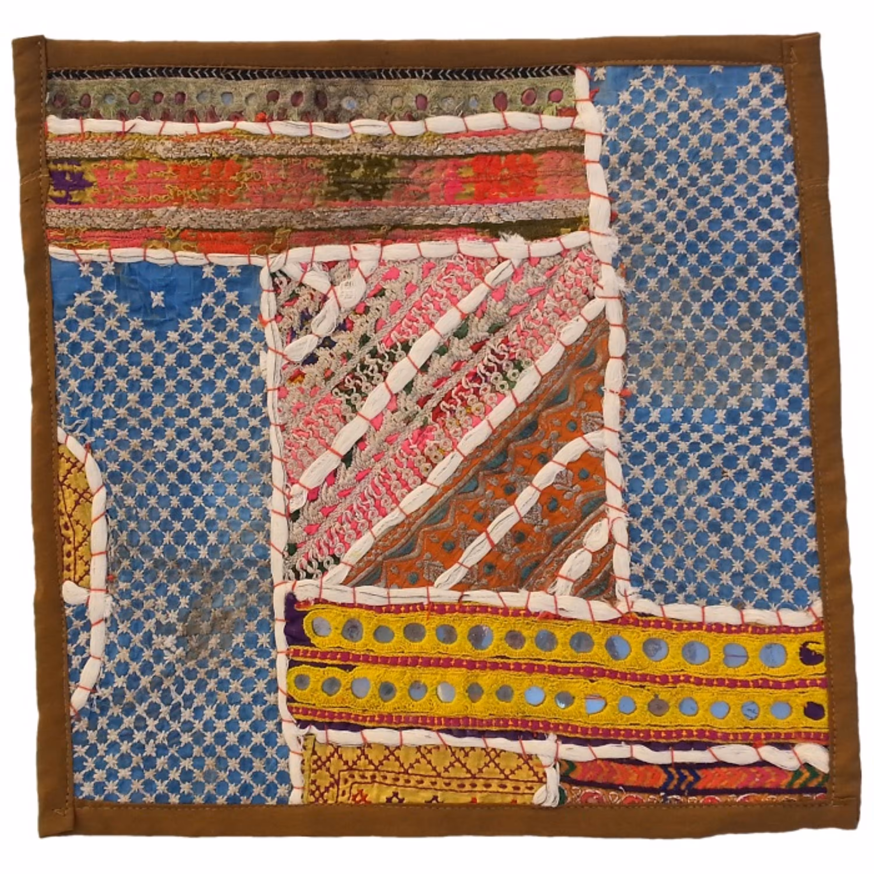 وسط میزی کوچک عسلی کهنه دوزی کد QUKOH11 