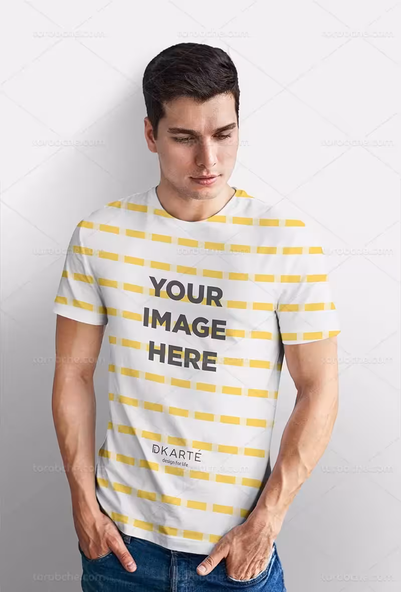 موکاپ لایه باز تیشرت با کیفیت | گرافیک با طعم تربچه