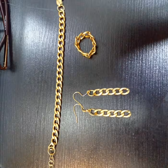 دستبند های دوستی کارتیر