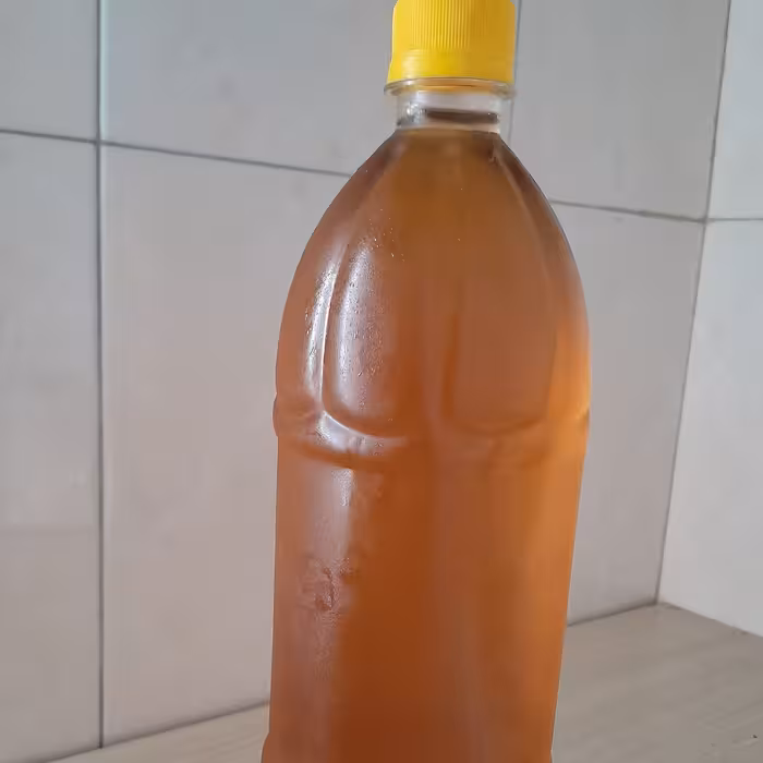 سرکه انگور خانگی   1.5لیتری امساله طبیعی سرکه خانگی بدون موادافزودنی باکیفیت عالی 