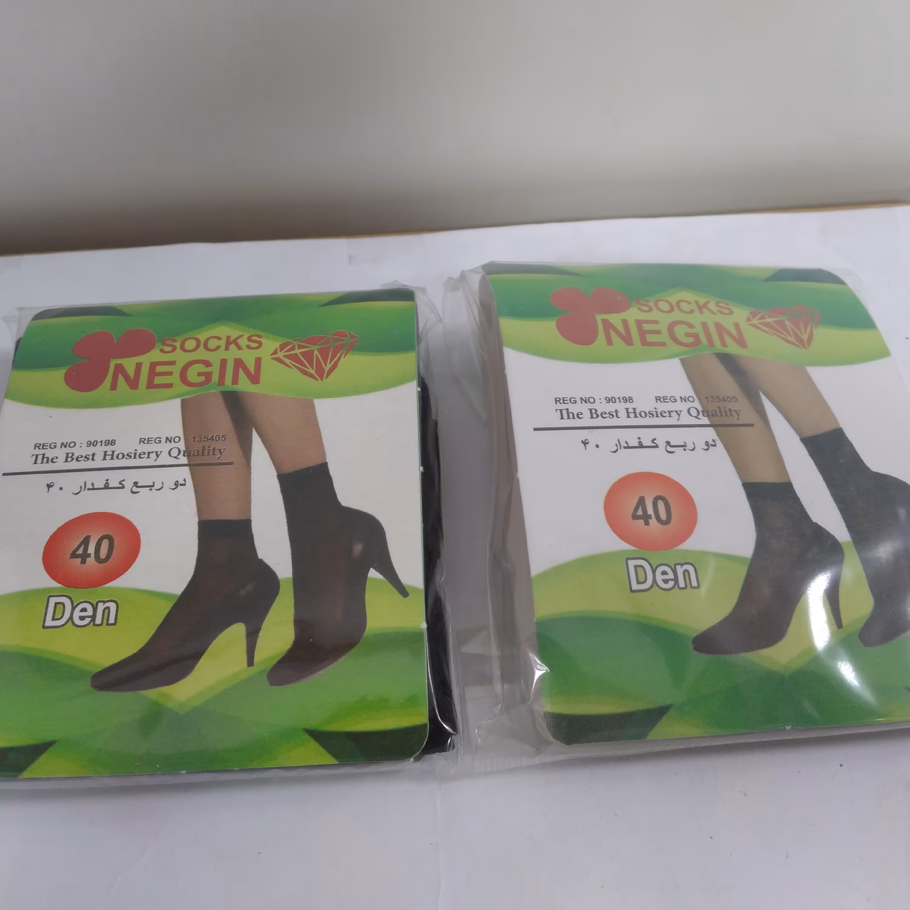 جوراب کفه دار  دو ربع  ضخامت  40  رنگ پا و مشکی