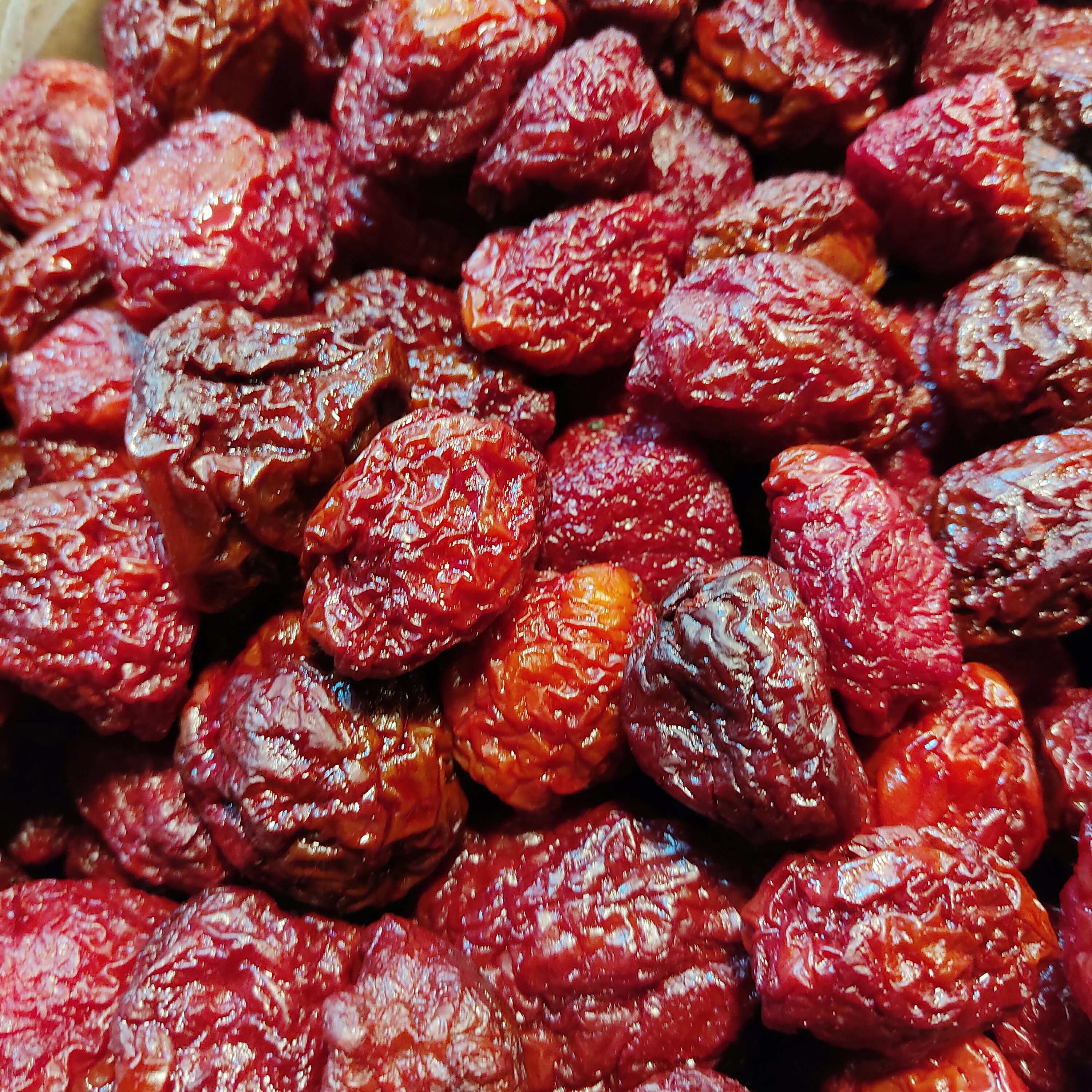آلو جنگلی خوشمزه و درشت(500گرمی)