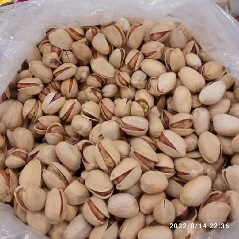 پسته کله قوچی خام ، محصول باغ پسته رفسنجان، درشت و عالی ، 