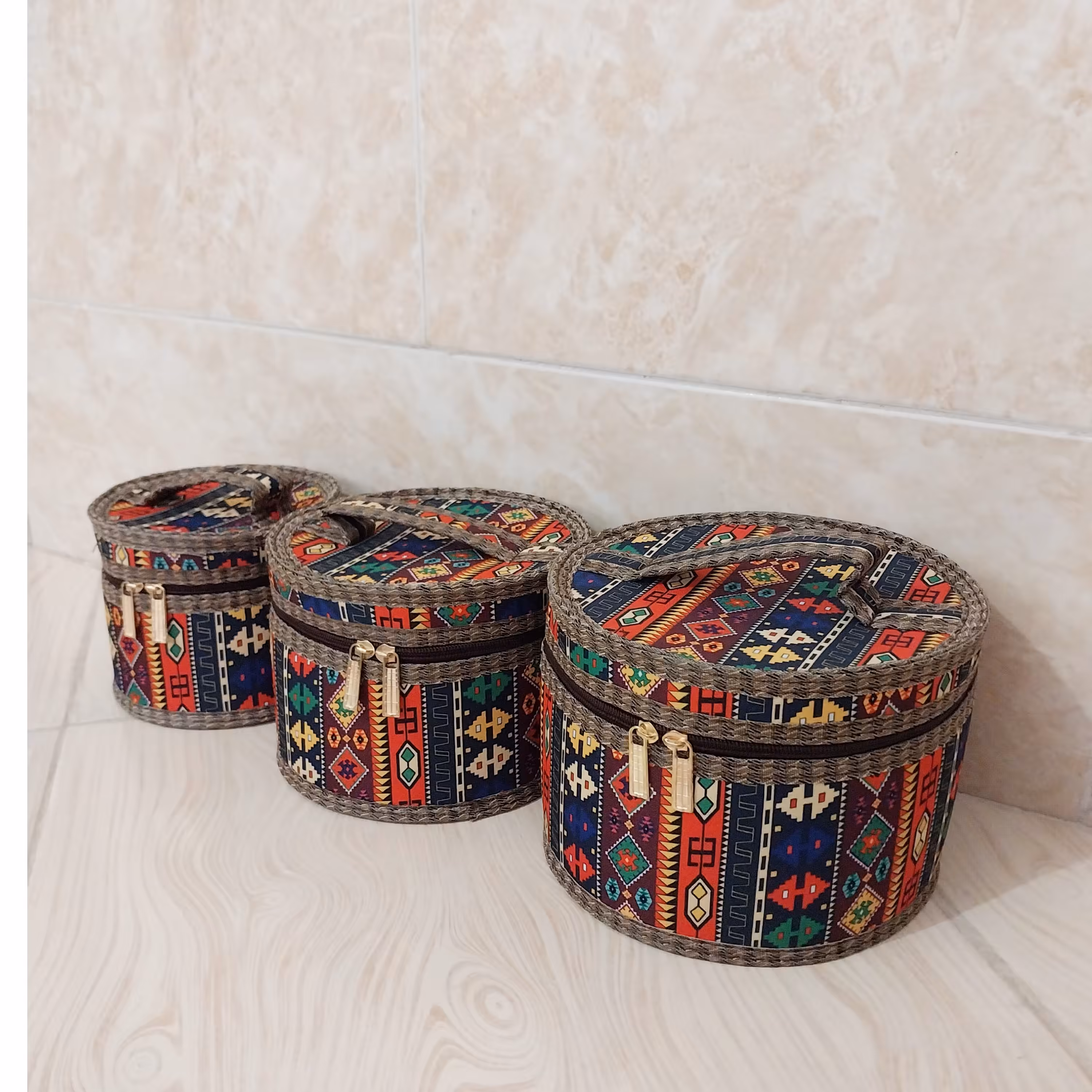 ست سه تکه لوازم آرایش و جا جواهری طرح خاص و بسیار جذاب پارچه کرپ