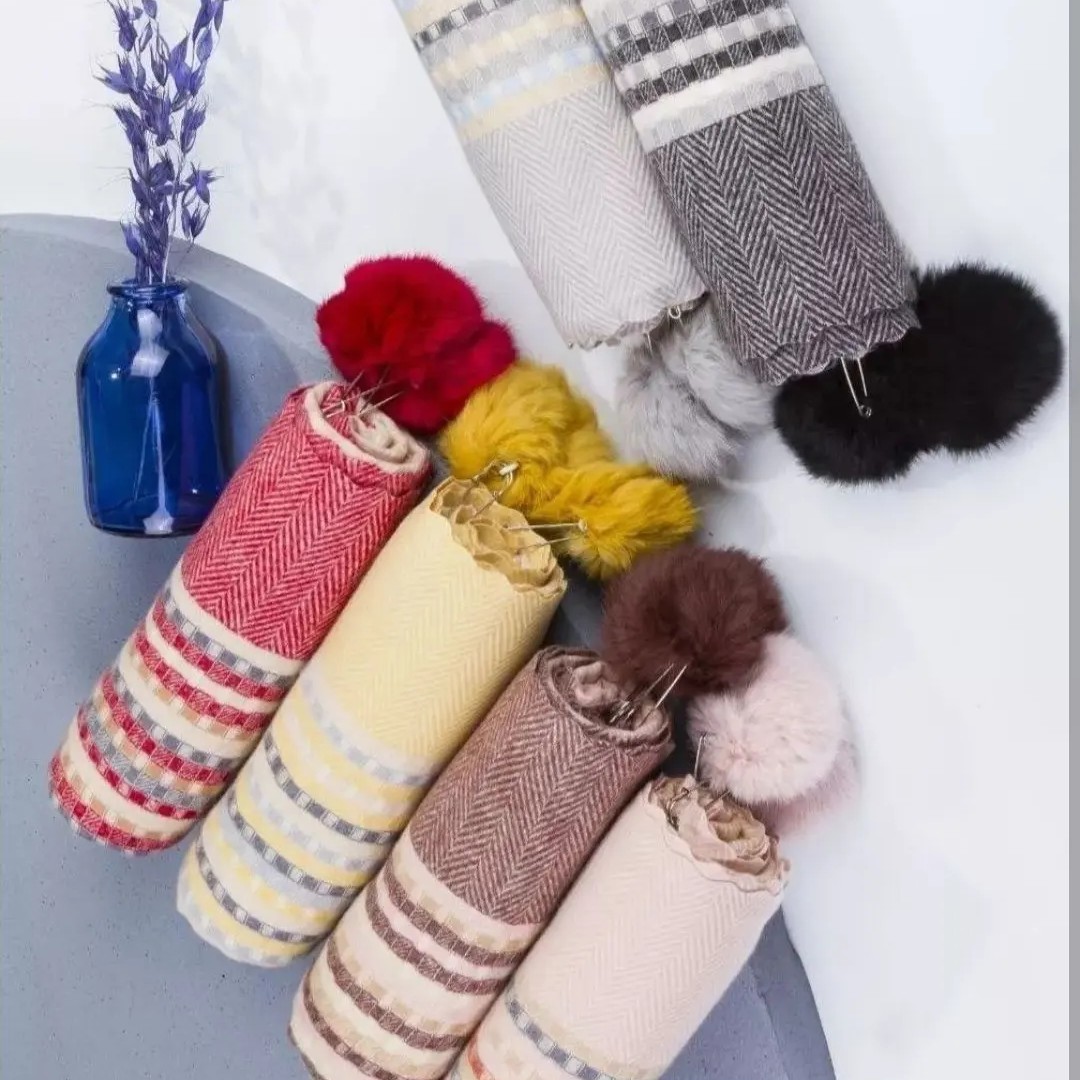 شال موهر وارداتی ترک پوم پوم دار ضخیم بدون پرزدهی