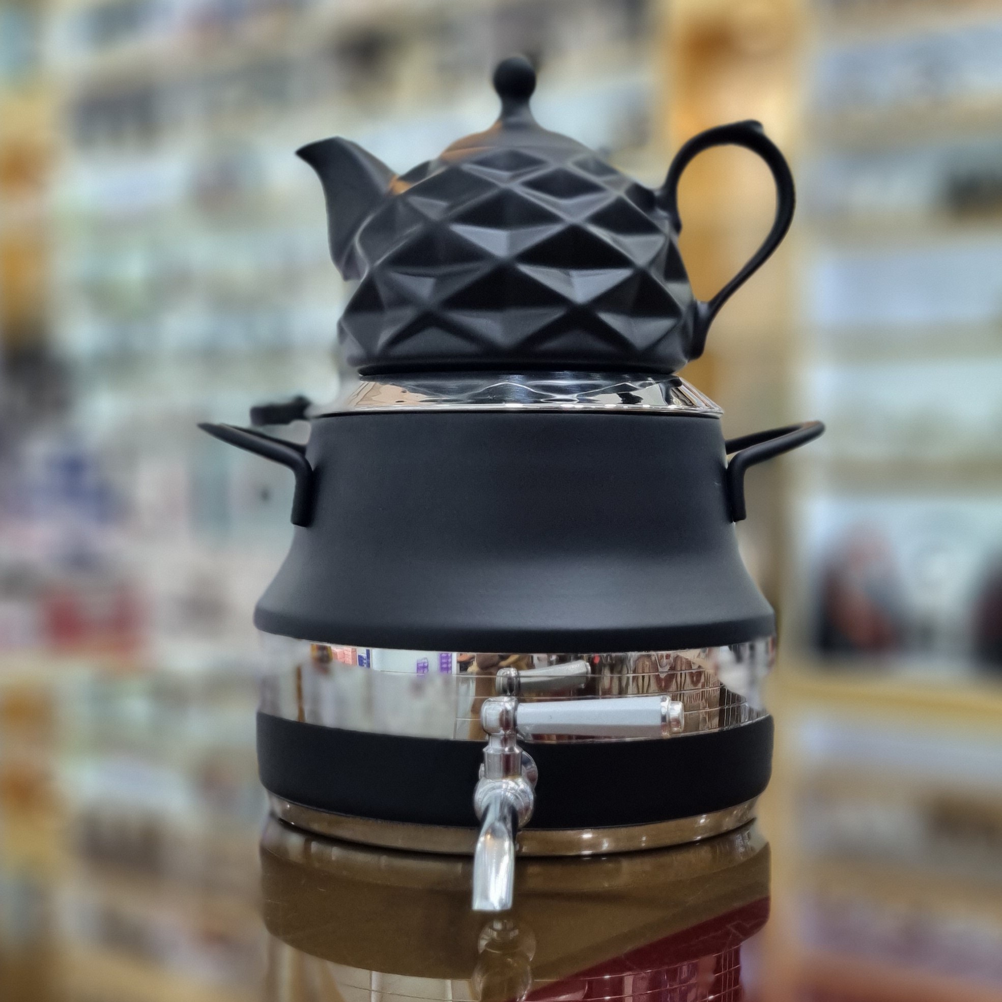 کتری و قوری شیر دار