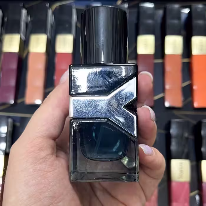 عطر جیبی  اسکوپ مدل ایو سن لورن حجم 30 میلی لیتر  رایحه گل خنک و تند مناسب استفاده خانم ها و آقایان | amazonchi