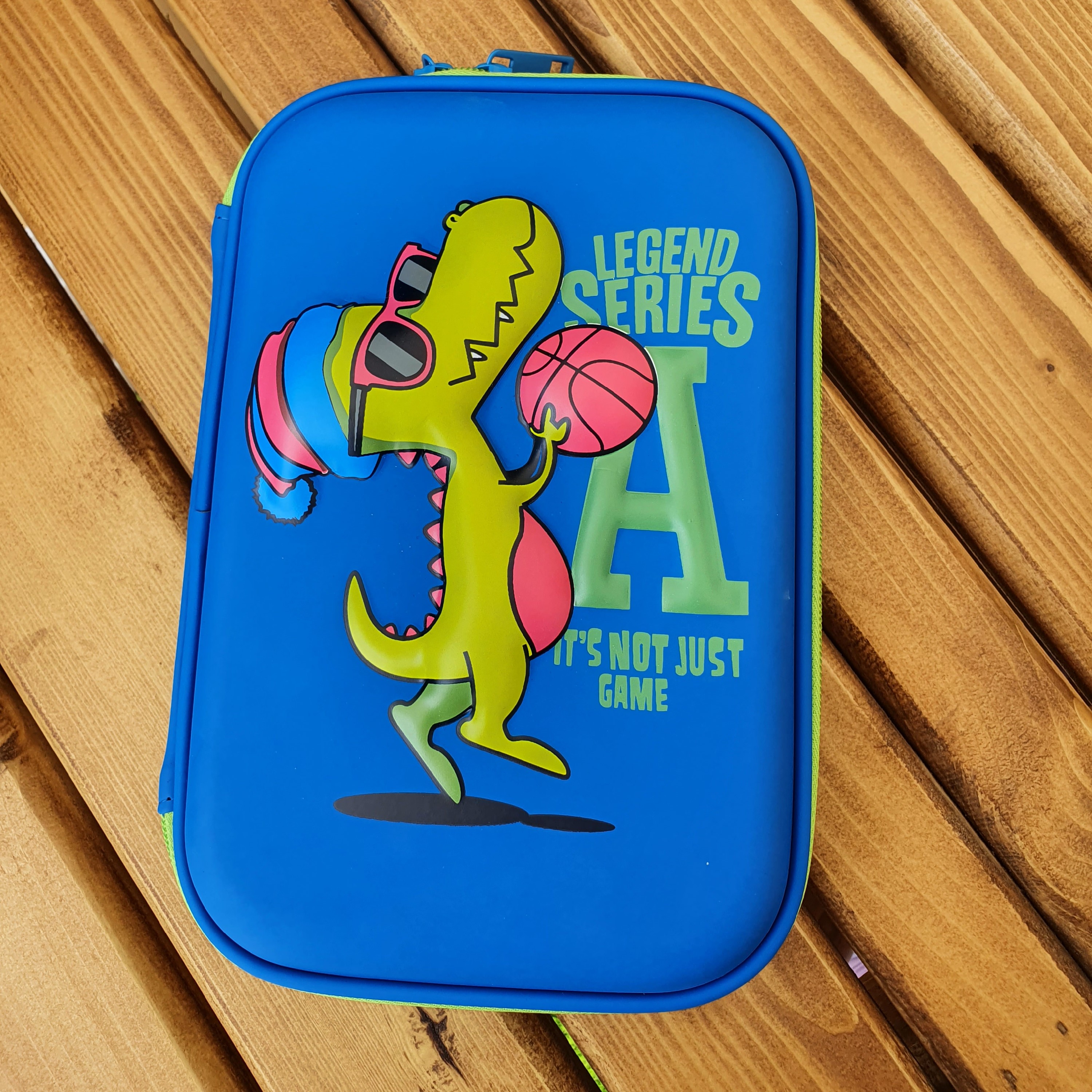 جامدادی تبلتی بزرگ طرح دایناسور،  بزرگ و جادار 