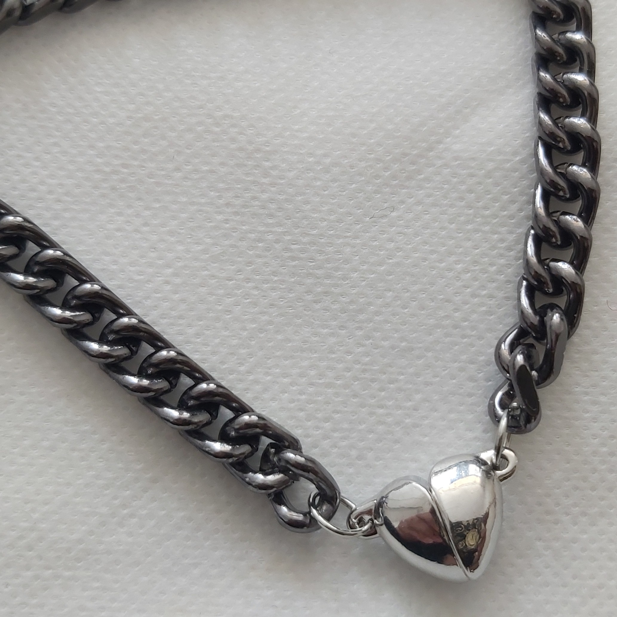 دستبند کارتیر به همراه مگنت قلب