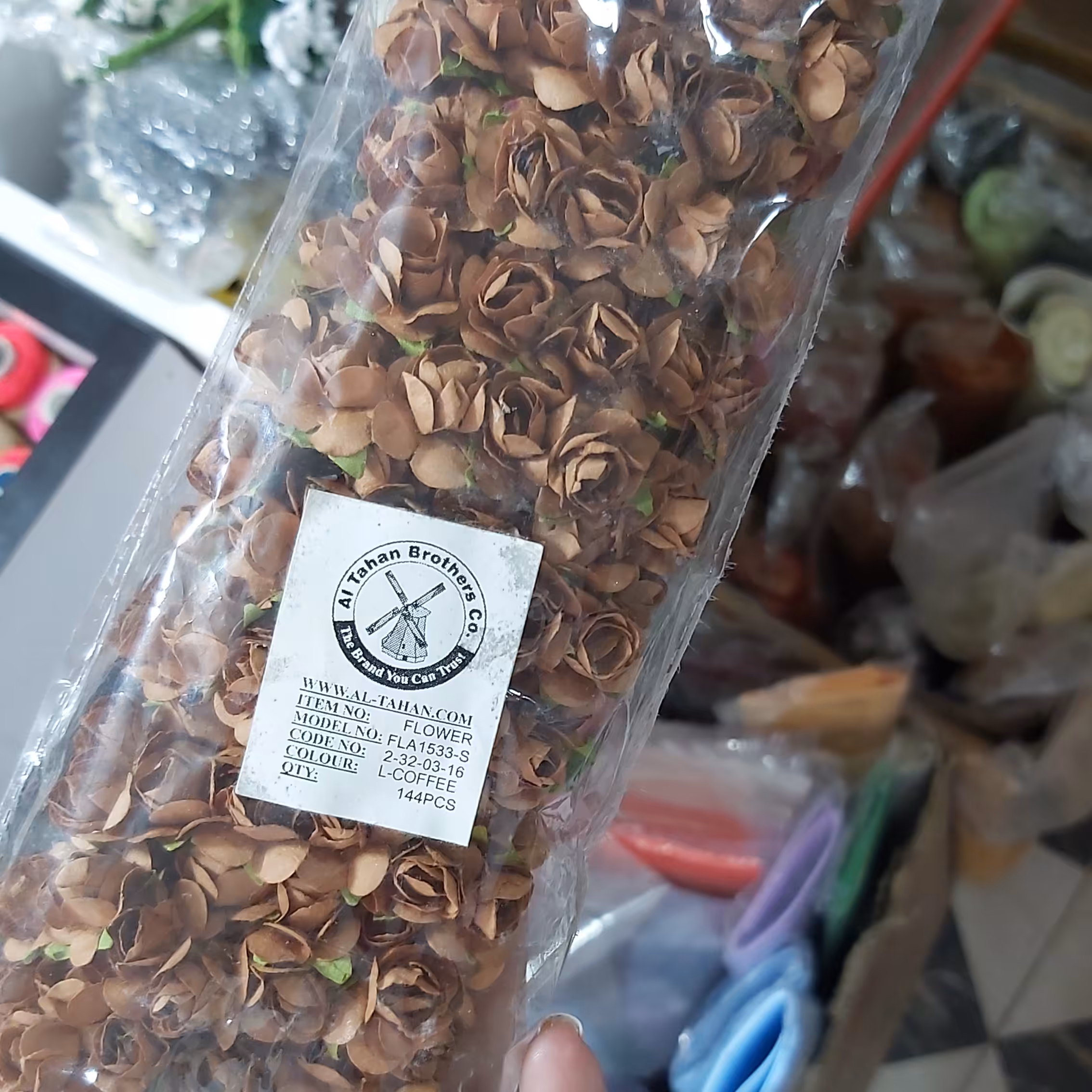 گل کاغذی قهوه ای144تایی 150 هزار
