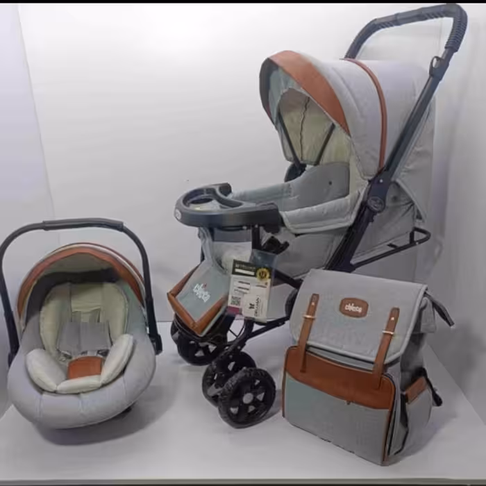 کالسکه چهار تکه چیکو  با اسکلت بنیتا دلیجان 